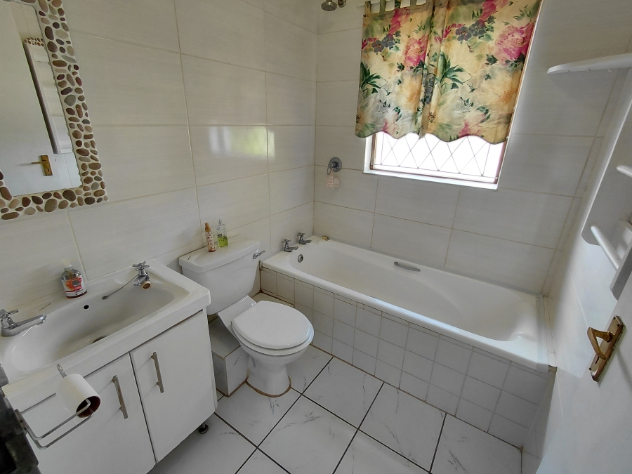 To Let 2 Bedroom Property for Rent in Kabega Park Eastern Cape